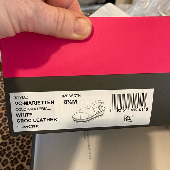 Vince Camuto Platform Sandals Size 8.5 - Picture 7 of 7